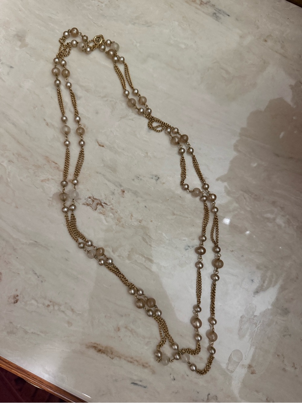 Vintage beaded faux pearl necklace
